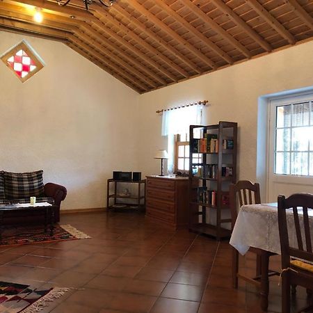 Гостьовий будинок Casa Do Pedro E Da Marina Lomba  Екстер'єр фото